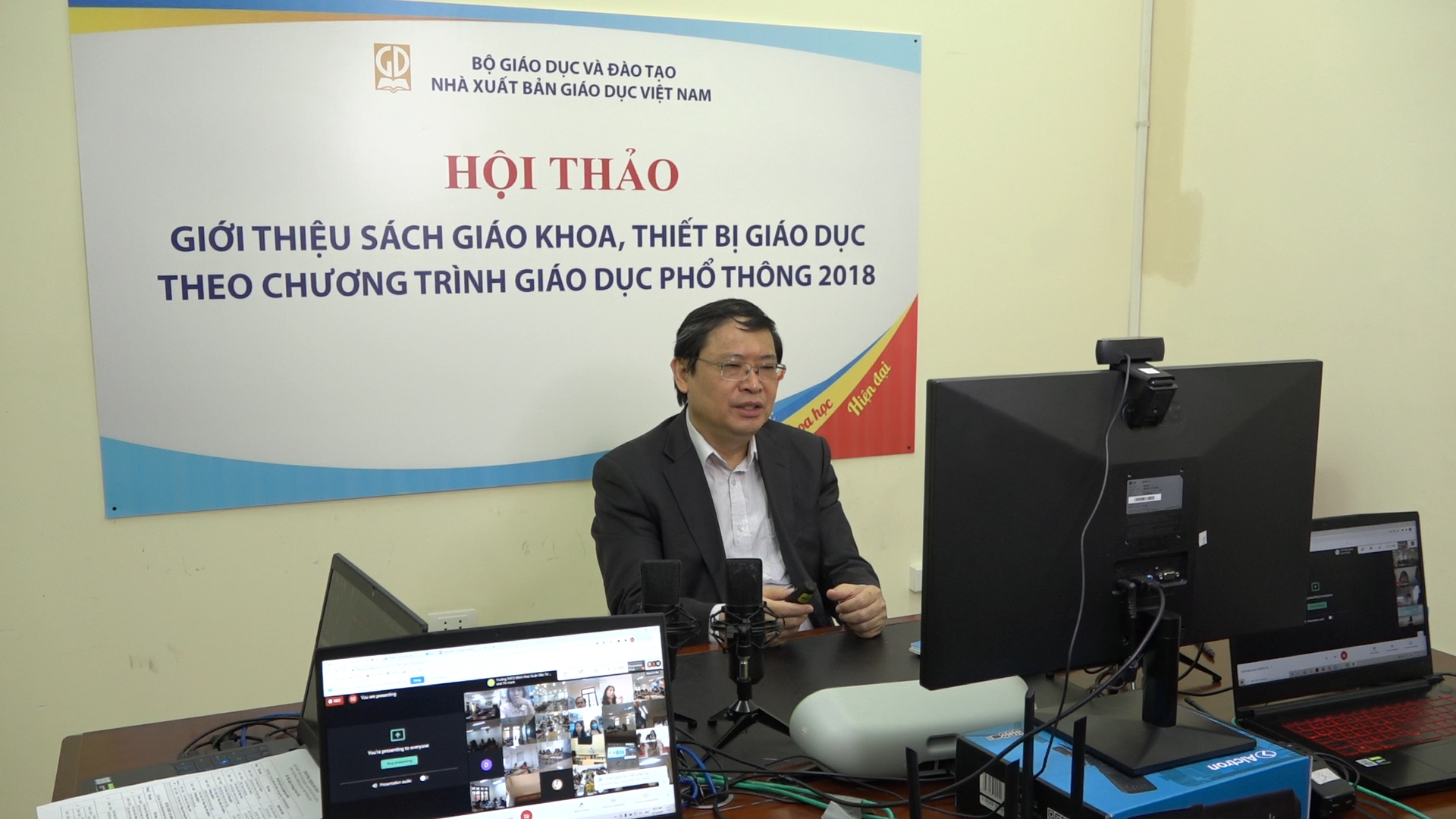 Hoàn thành công tác giới thiệu SGK lớp 2, lớp 6 theo Chương trình GDPT 2018