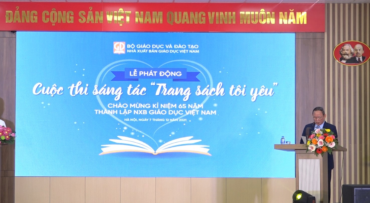 Độc giả háo hức tham gia cuộc thi sáng tác "Trang sách tôi yêu"