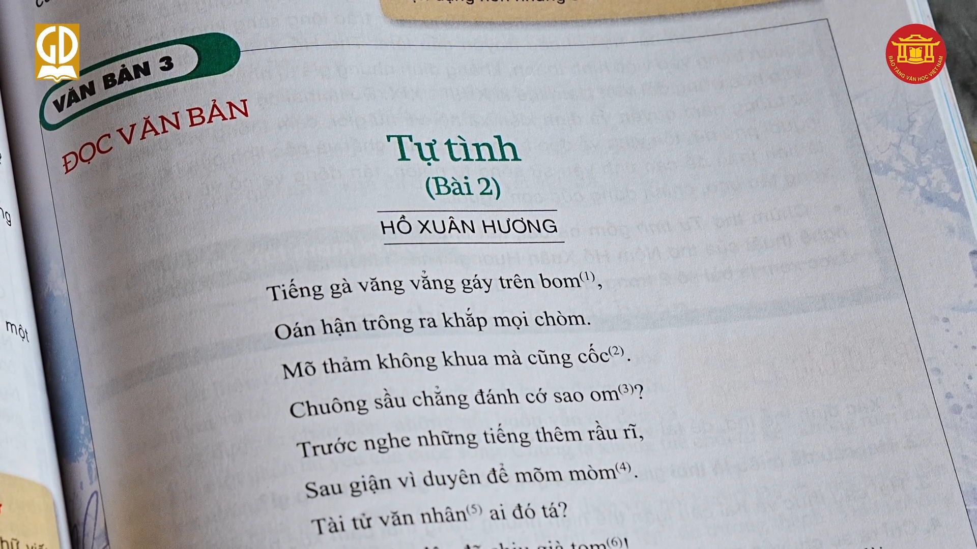 HỒ XUÂN HƯƠNG – “BÀ CHÚA THƠ NÔM” VÀ TIẾNG LÒNG TRONG “TỰ TÌNH”
