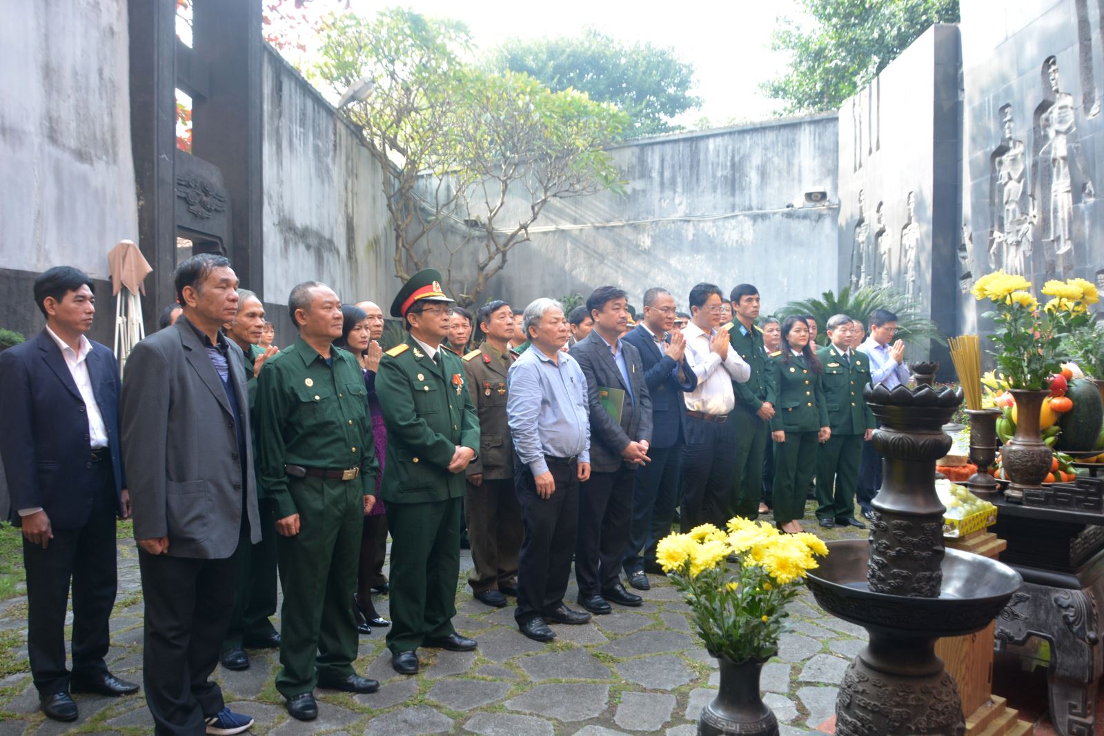NXB Giáo dục Việt Nam tổ chức kỉ niệm ngày thành lập Quân đội Nhân dân Việt Nam 22-12