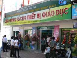 Công ty CP Đầu tư & Phát triển Giáo dục Phương Nam : Khai trương cửa hàng sách - Thiết bị Giáo dục