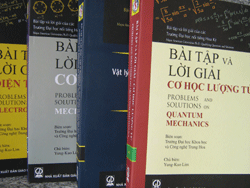 Xuất bản bộ sách 'Bài tập và lời giải Vật Lí' bậc Đại học